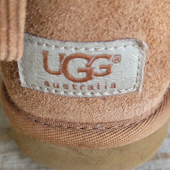 UGG Brown Boots Suede Size 9 Comfy With Bows In Back - Picture 2 of 10